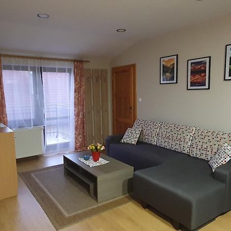 Privat Bartky Apartment Vrbov Bagian luar foto