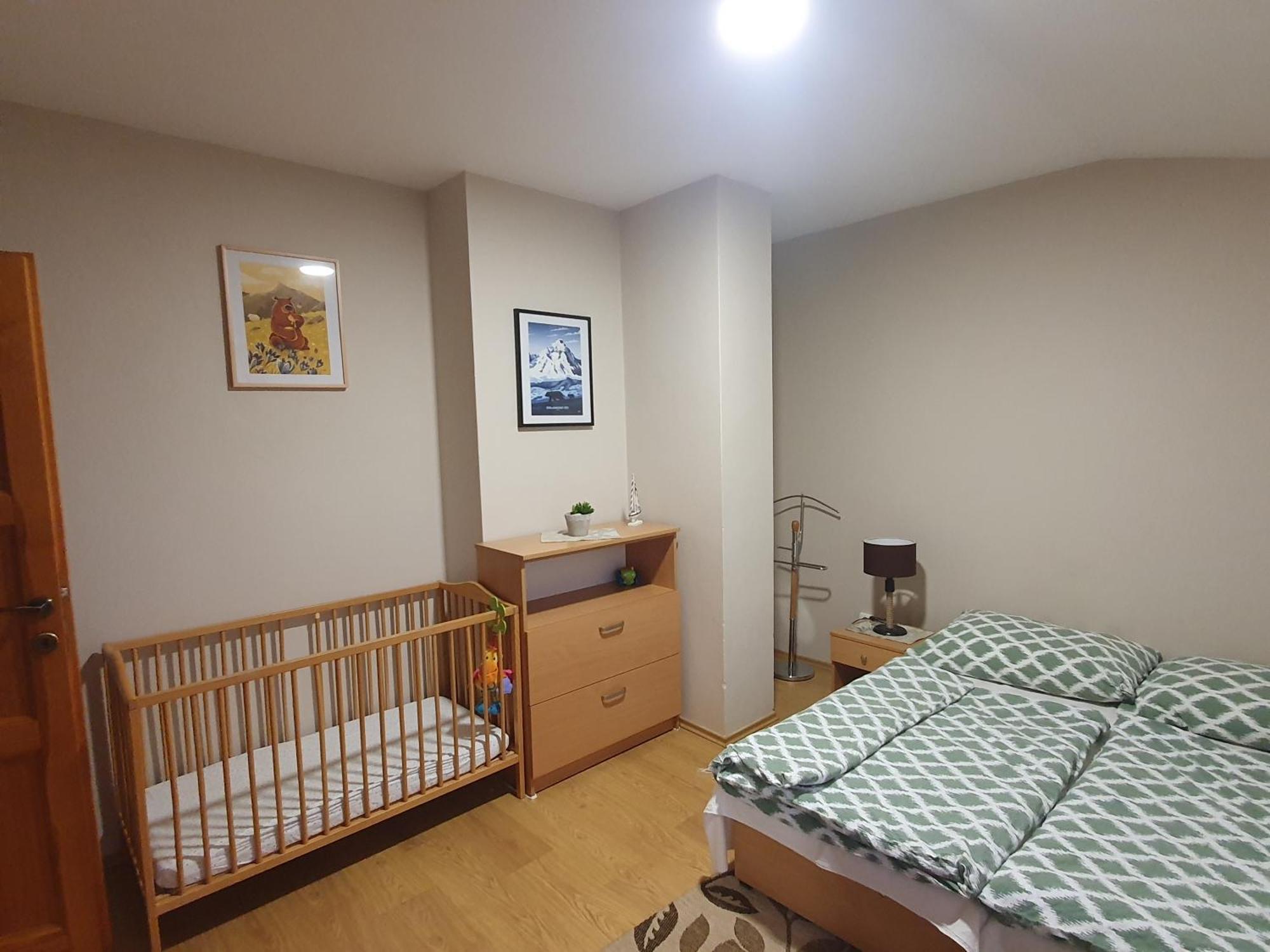 Privat Bartky Apartment Vrbov Bagian luar foto