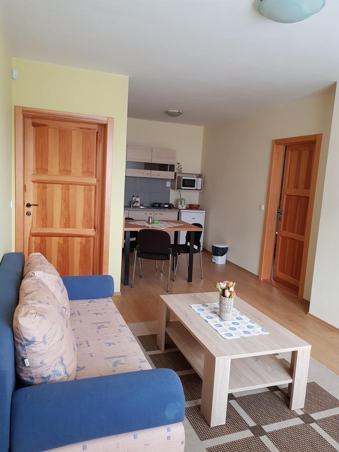 Privat Bartky Apartment Vrbov Bagian luar foto