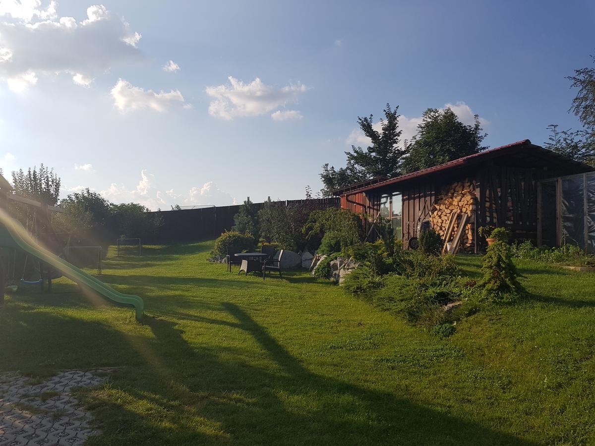 Privat Bartky Apartment Vrbov Bagian luar foto